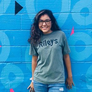 Meet your Posher, Libby